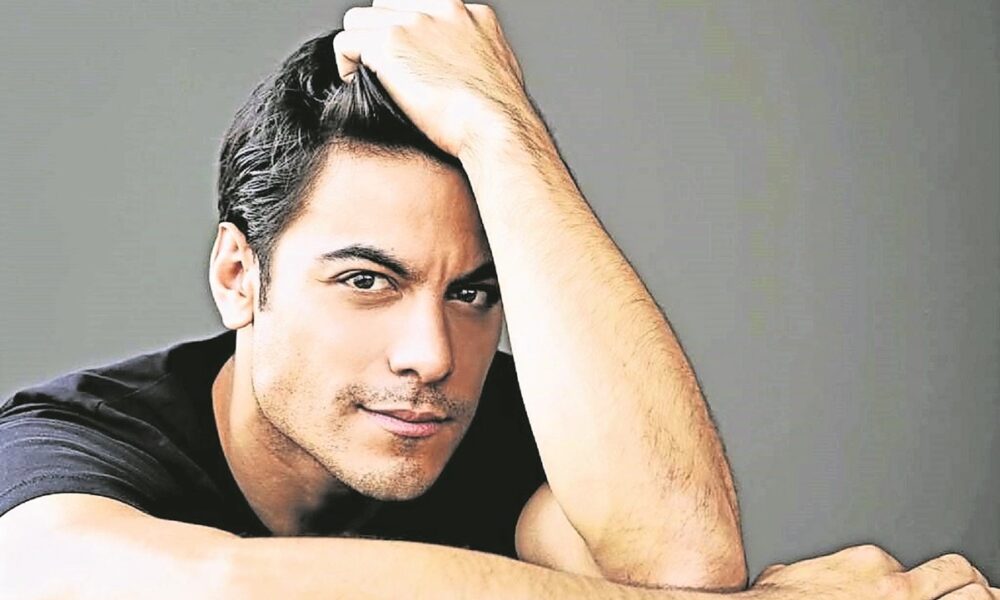 Carlos Rivera se niega a ser el nuevo "Chayanne"