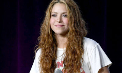 Shakira enseña a jugar para el Mundial de Globos